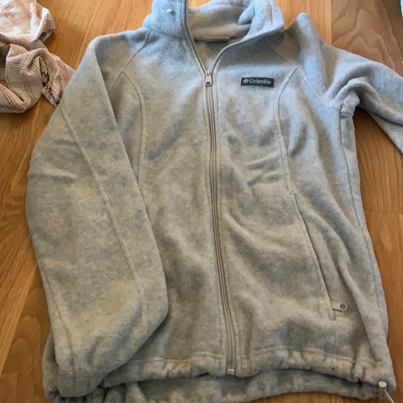 Columbia Tops - columbia grey zip up